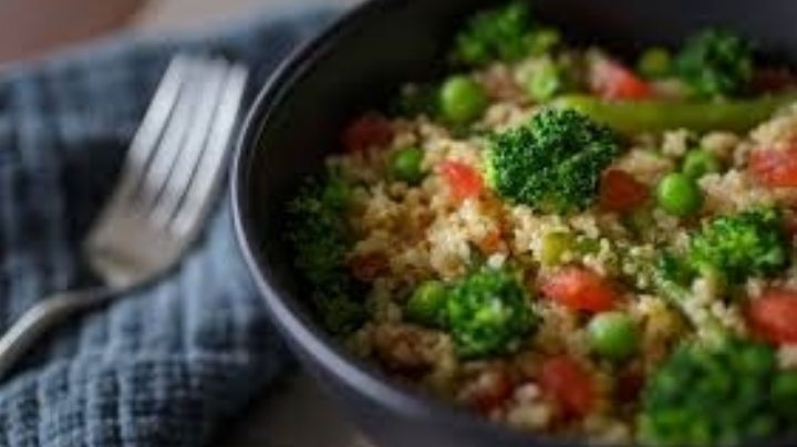 ¿Quieres bajar de peso? Lógralo con esta fácil y deliciosa ensalada de quínoa