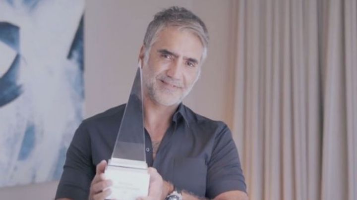 Tras su positivo a Covid-19 y revelar que está bien, así luce 'El Potrillo' con la enfermedad