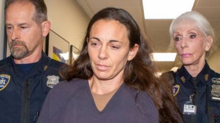 Expolicía de Nueva York reduciría su condena por contratar un sicario para matar a su esposo