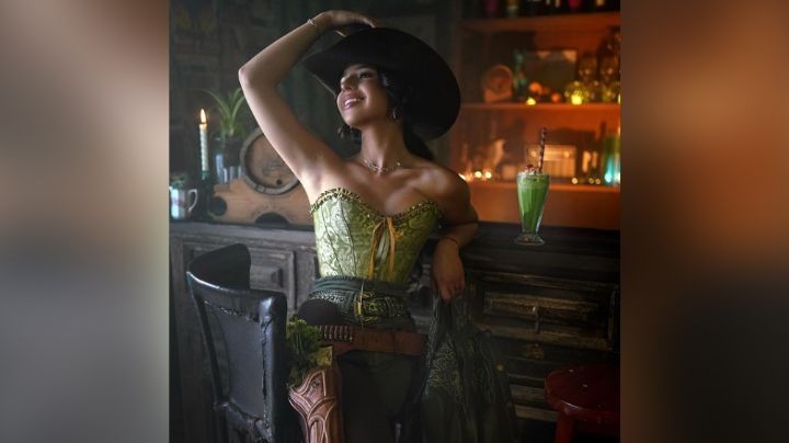 Ángela Aguilar deleita Instagram con irresistible baile en coqueto 'outfit'