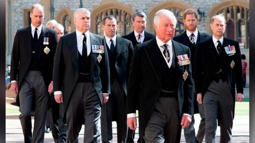 ¡No lo perdonan! Príncipe Harry sufre el cruel rechazó del Príncipe Carlos y la Reina Isabel II