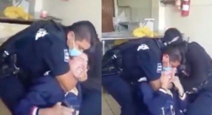 "¡Me va a matar!": Policías asfixian a hombre en tortillería y los exhiben en brutal VIDEO