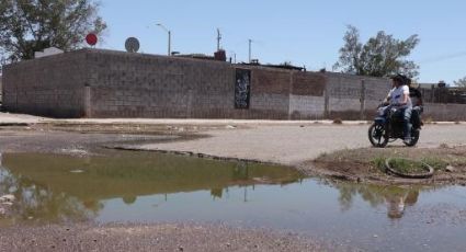 ¡Urge solución! Aguas negras abundan en la colonia Las Haciendas