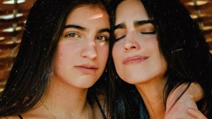 Bárbara de Regil da beso en la boca a su hija y lo exhibe en Instagram; así reaccionó la joven