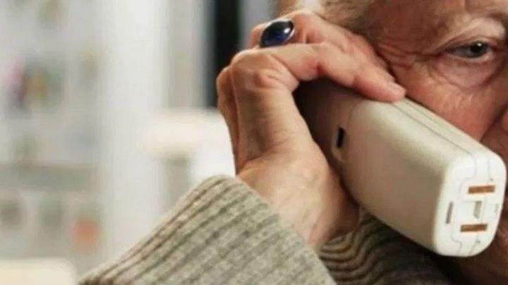 Gran estafa: Mujer de 90 años es engañada vía telefónica y le roban 32 mdd