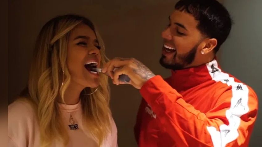 "Te amo Emmanuel": La triste declaración de Karol G por su separación con Anuel AA
