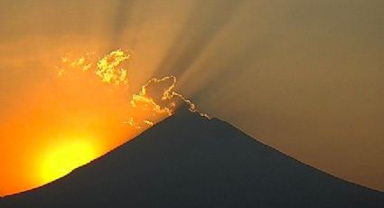 Con 72 exhalaciones y 348 minutos de tremor, Popocatépetl 'conmemora' el Día de la Tierra
