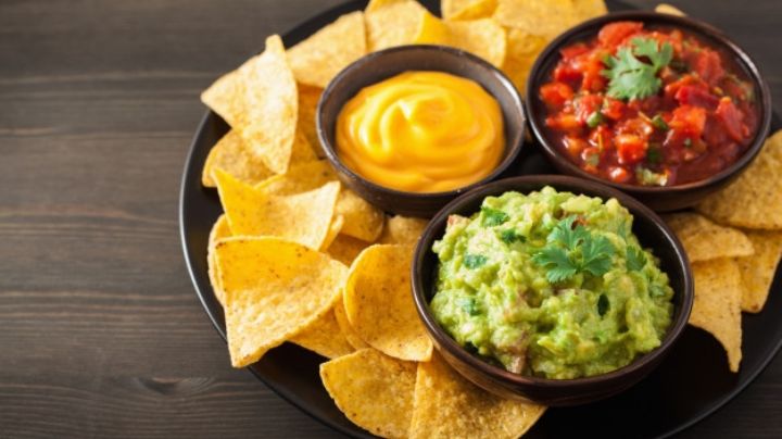 Prepara estos ricos nachos veganos y sorprende a tu paladar con su sabor