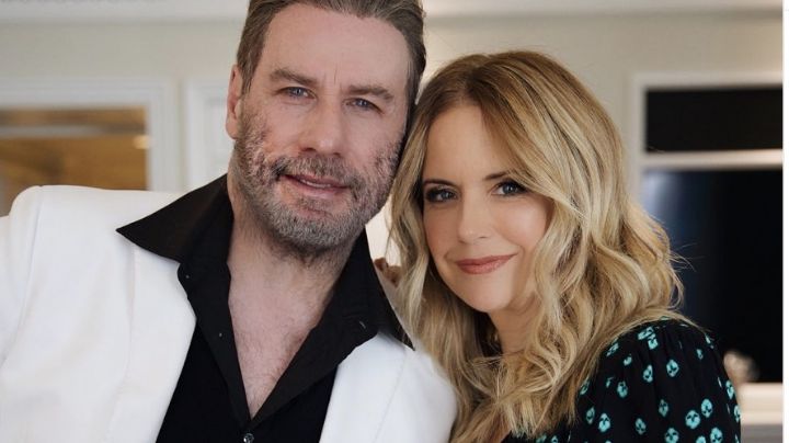 "Aprendí que llorar y vivir el luto es algo personal", John Travolta sobre la muerte de su esposa