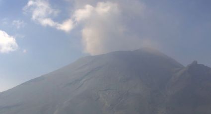 Popocatépetl sube intensidad y acumula 109 exhalaciones más lluvia de ceniza