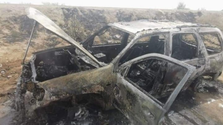 Encuentran camioneta calcinada en carretera de Hermosillo; la usaron en el asesinato de un comandante