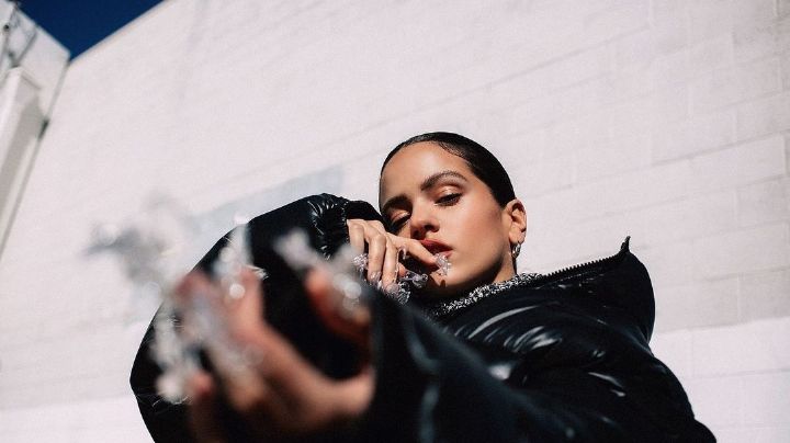 ¡Al estilo mexicano! Rosalía sorprende con fabulosas uñas inspiradas en 'La lotería'