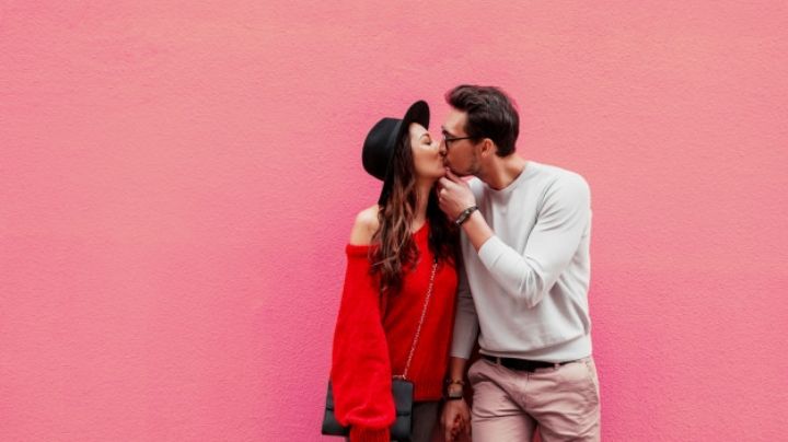 Róbale el corazón con estos ingeniosos y divertidos piropos para hombre