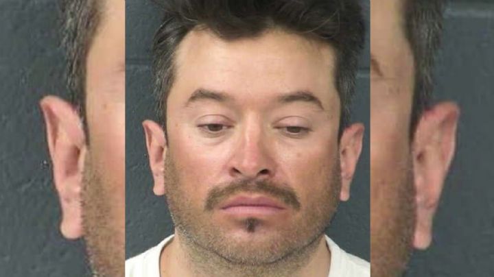 Niño entrega nota de auxilio de su madre a un chofer de autobús; sufría violencia doméstica