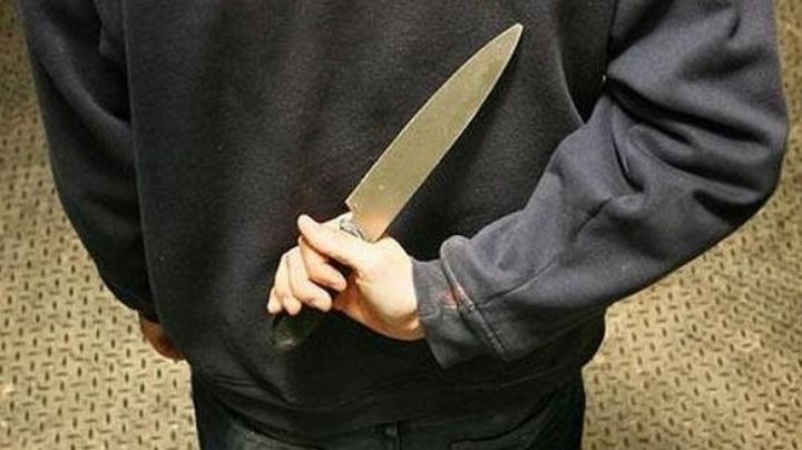 "Se estaban divirtiendo": Adolescentes apuñalan a niño cerca de su escuela; ahora lucha por su vida