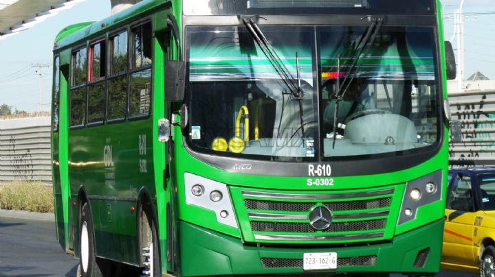 Terror en Jalisco: Indigente se sube a camión y acuchilla a pasajera de 58 años; la mató