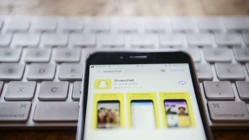 ¡Escándalo! Suspenden a maestra por publicar un VIDEO íntimo a su cuenta de Snapchat