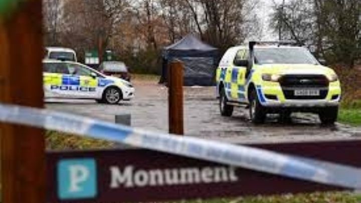 Adolescente muere de frío mientras dormía en un parque; su padre lo echó de casa