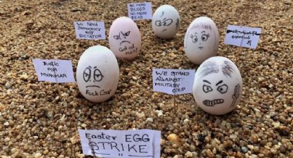 FOTOS: Con huevos de pascua, manifestantes protestan contra junta militar en Birmania