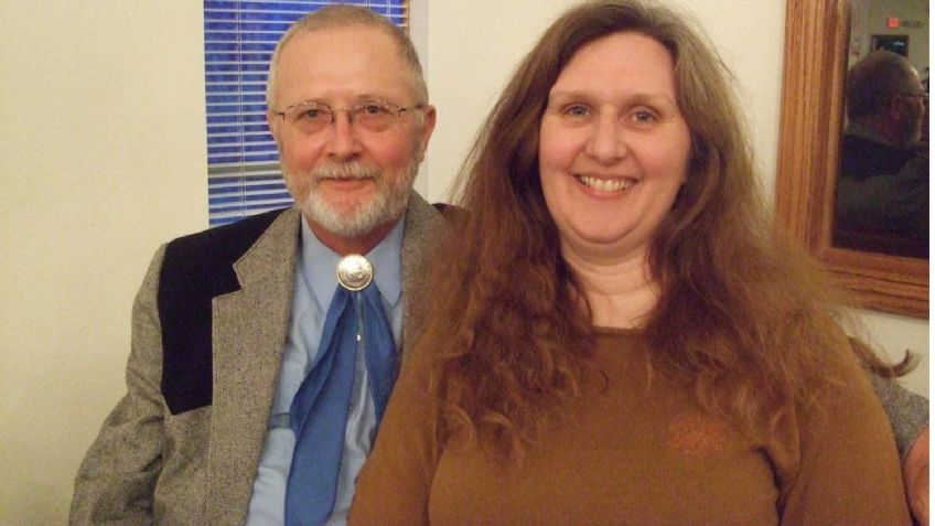 Escuela cristiana encadenó a una niña a la pared y la obligó a ir al baño en una cubeta