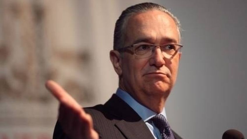 Ricardo Salinas Pliego desiste de comprar Twitter; el dueño de TV Azteca da sus razones