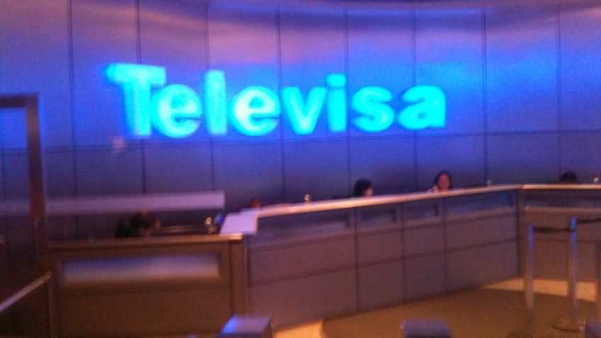 "Me emocioné muchísimo": Conductora de Televisa recibe vacuna en Estados Unidos