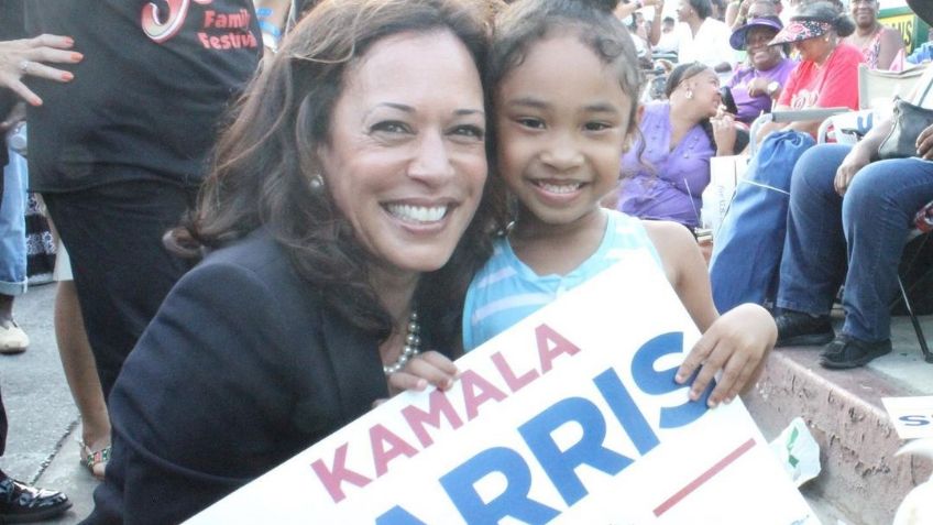 Kamala Harris se muestra entusiasmada por trabajar con AMLO en temas sobre migración