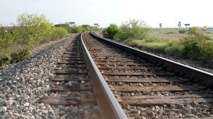 ¡De terror! Borracho se duerme en vías y tren le mutila la pierna; filtran las brutales FOTOS