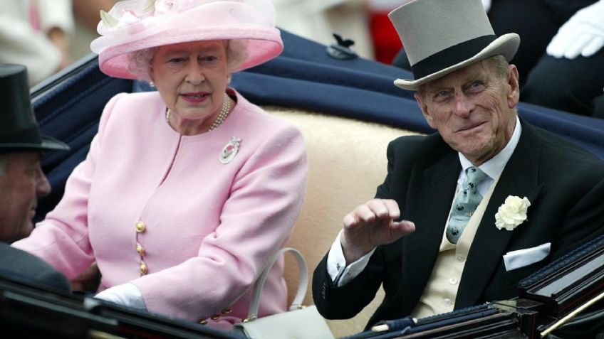 Realeza, de luto: Devastada, Reina Isabel II anuncia muerte de su esposo, el príncipe Felipe