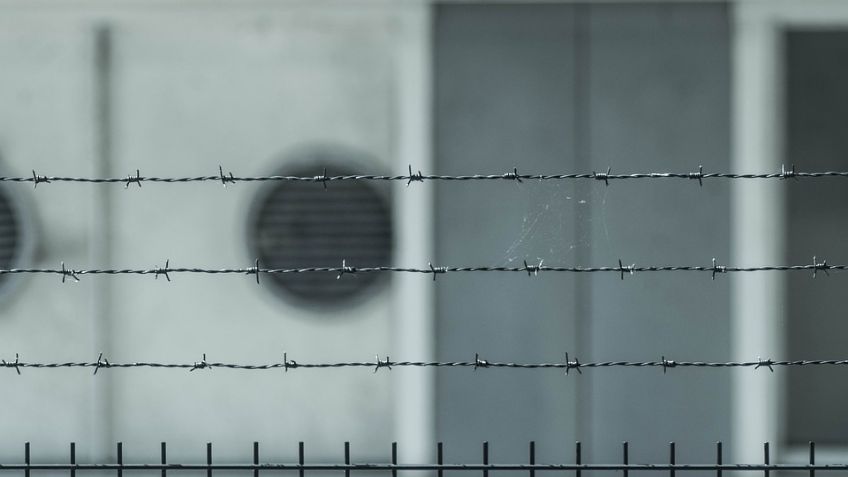 Mujer va de visita a la cárcel y ya no sale; pasará 4 años en prisión por meter drogas