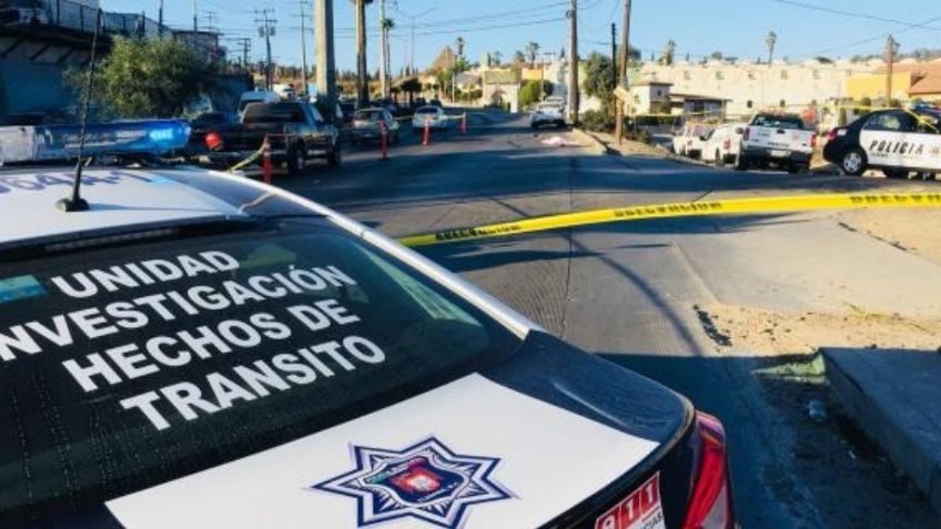Aparatoso accidente vehicular en Tijuana deja saldo de un muerto y 2 lesionados