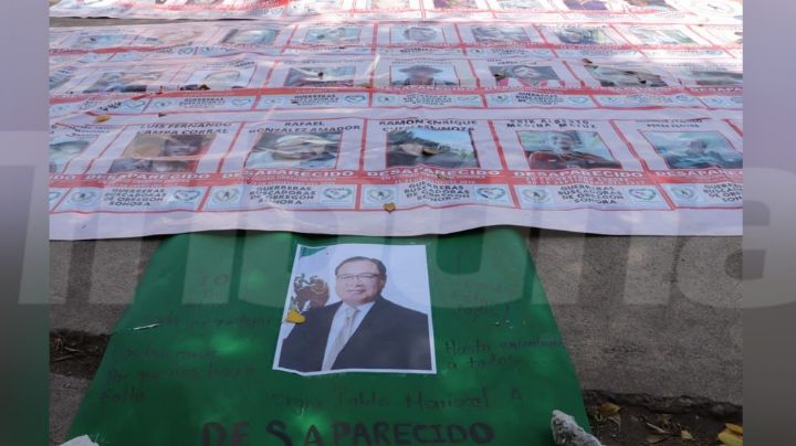 ¡Nada que festejar! Rastreadoras de Cajeme se manifiestan frente a Palacio por el Día de las Madres