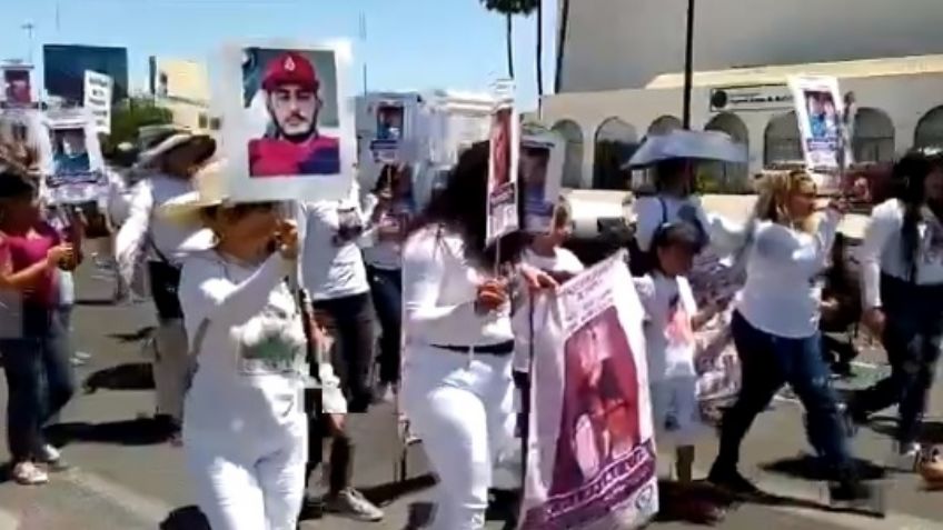 "Hijo escucha, tu madre está en la lucha": Así marcharon las Buscadoras de Sonora en Hermosillo