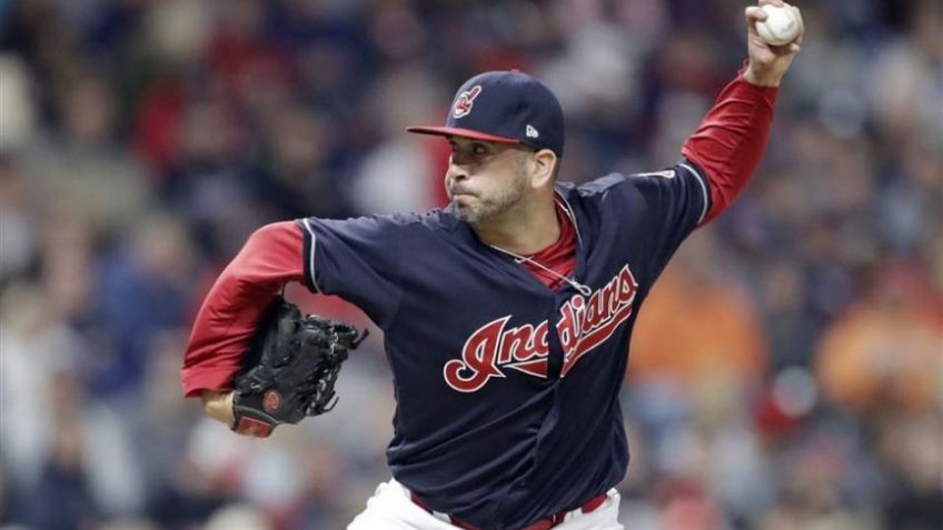 Óliver Pérez regresa a México; llega a los Toros de Tijuana