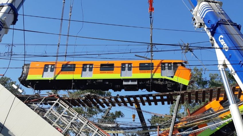 Metro CDMX: Comienzan a remover los vagones que cayeron de Tezonco