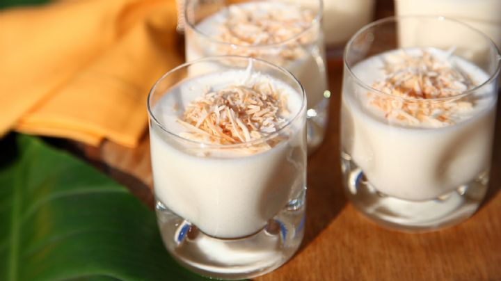 Prepara este rico mousse de coco y endulza tu paladar con su exquisito sabor