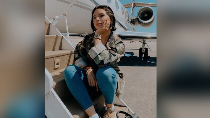 Ángela Aguilar se roba todas las miradas en Instagram con divino vestido rojo