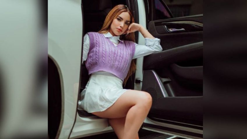 ¿Colegiala? Kimberly Loaiza modela inquietante traje y lo presume con estas FOTOS