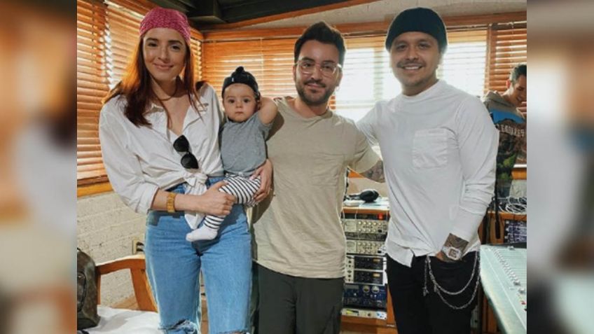 Christian Nodal le canta en VIDEO a bisnieto de Vicente Fernández: "Canta mejor mi abuelo"