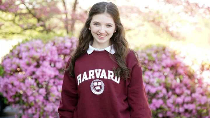 VIDEO: Adolescente logra entrar a Harvard y hace llorar a Instagram por odiar la letra 'S'