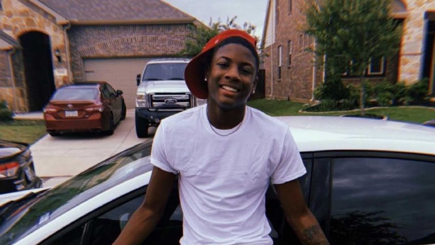 Acusan a un hombre de arrojar a un menor de un auto en movimiento y causarle la muerte