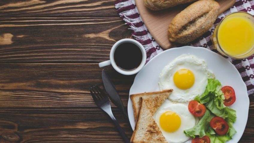¿Es la comida más importante de día? Conoce por qué no debes saltarte el desayuno