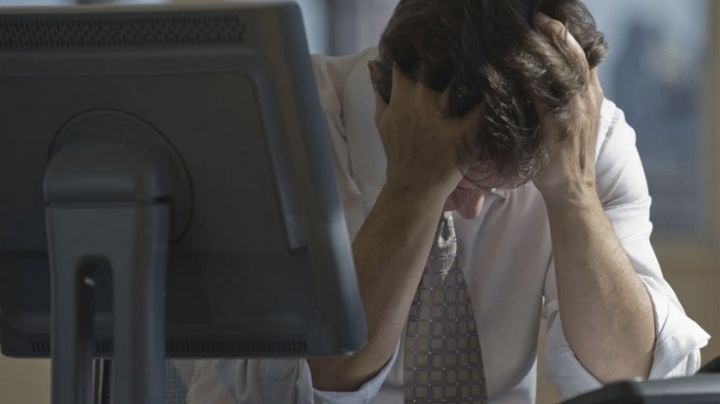 OMS advierte sobre los riesgos de trabajar por más de 55 horas semanales