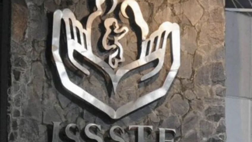 Tras felicitar a los maestros, Issste asegura que el regreso a clases reactivaría la economía