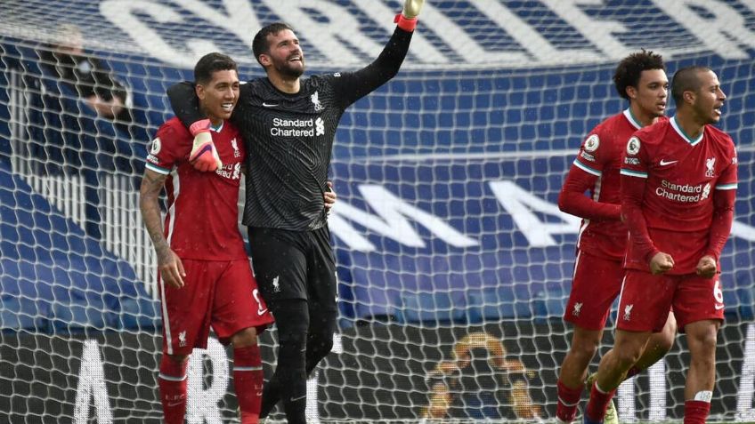 Alisson Becker anota de último minuto el gol del triunfo para el Liverpool