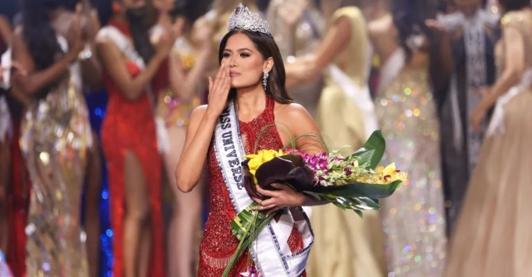 Miss Universo avanza con la sociedad y ya aceptarían mujeres trans y de tallas grandes