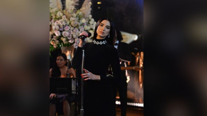 ¡Reina! Dua Lipa enamora a todo Instagram Instagram una entallada bata blanca
