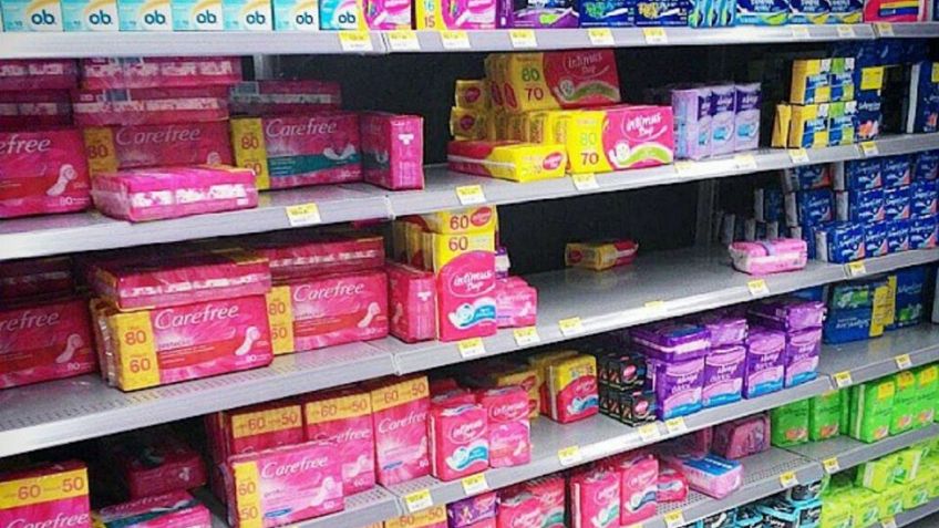 Padre sexista obliga a su hija a "ganarse" sus productos de higiene menstrual