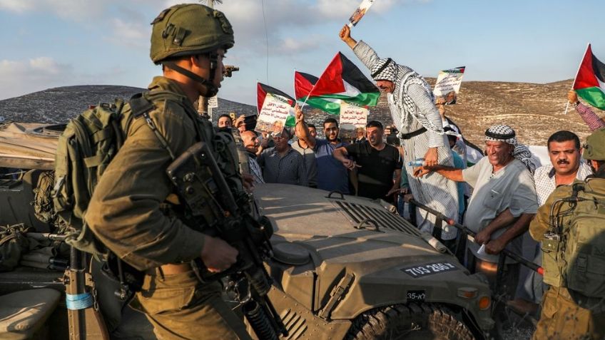 Soldados israelíes asesinan a tiros a una mujer palestina que les disparó con un fusil