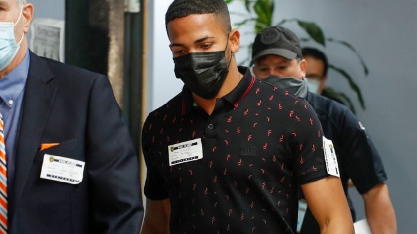 El boxeador Félix Verdejo se entrega ante las autoridades; podría enfrentar esta pena